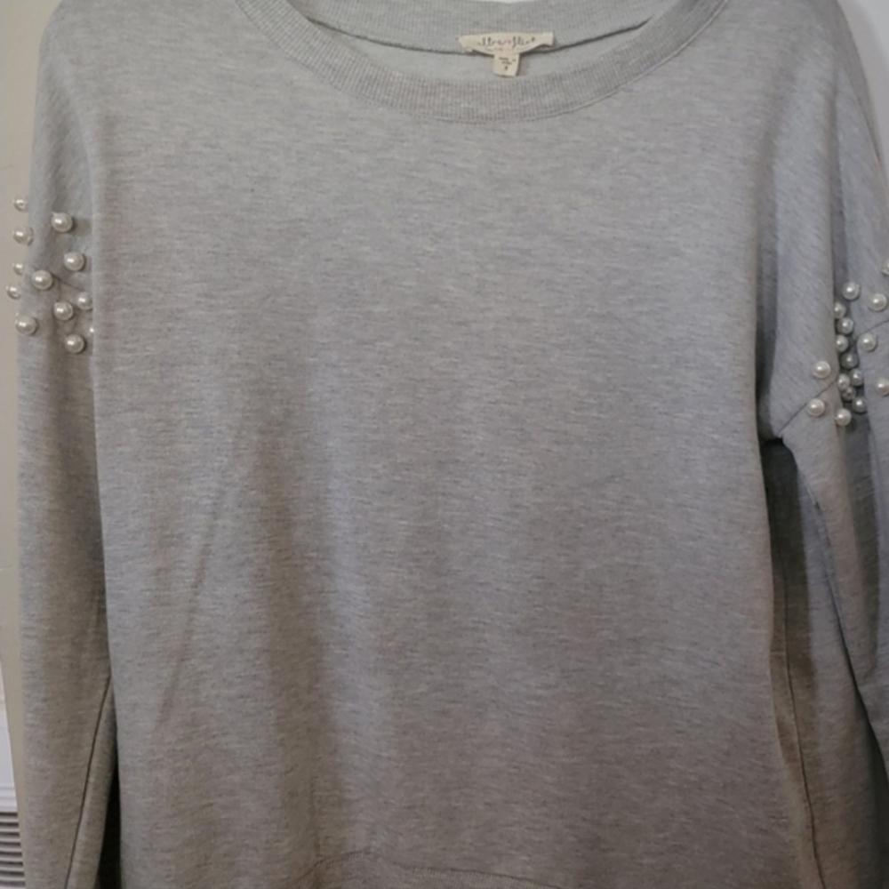 Ultra Flirt Pearl Shoulder Dropped Sleeve Sweatshirt Small Heather Gray - Picture 7 of 16